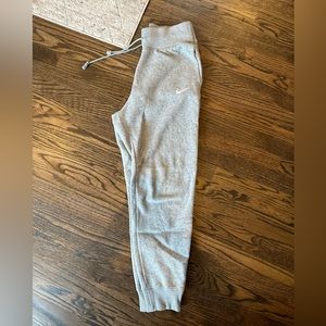 Nike high waist joggers